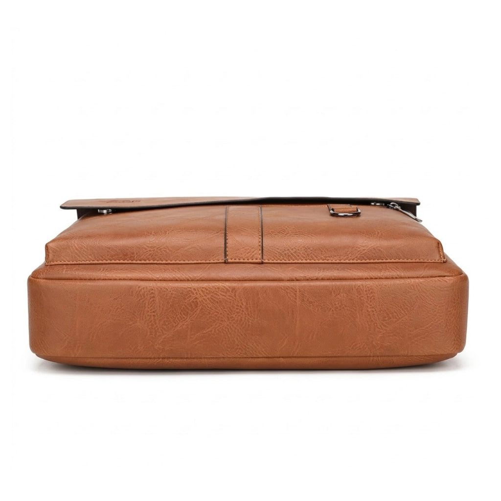 Maleta de couro executiva masculina Slim Savalli para uso profissional