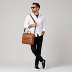 Maleta executiva masculina de couro Slim Savalli para profissionais