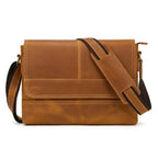 "Bolsa de Couro Crossbody Vintage Dommy, bolsa masculina de couro transversal com design vintage, acabamento premium e estilo sofisticado para o dia a dia."