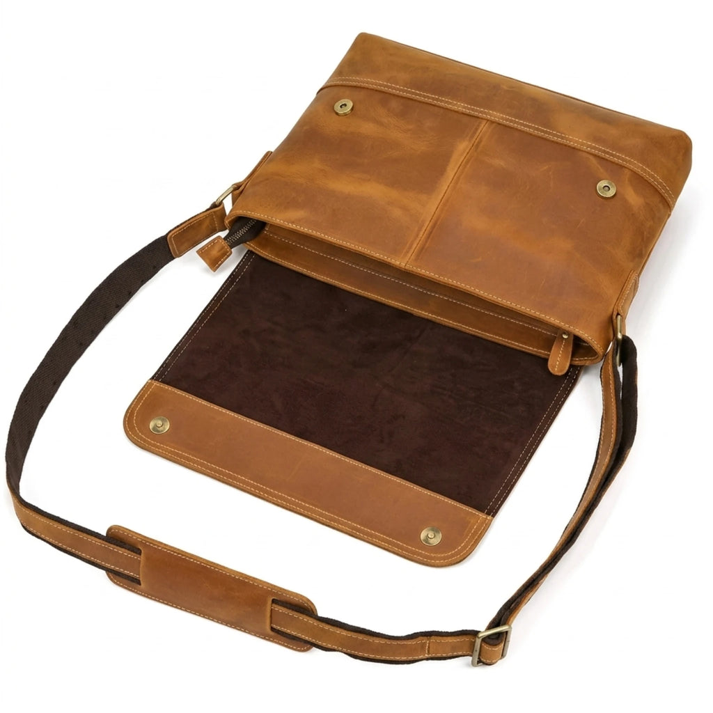 "Bolsa de Couro Crossbody Vintage Dommy, bolsa masculina de couro transversal com acabamento premium, design vintage e estilo elegante."