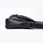 "Bolsa de Couro Crossbody Vintage Lucca, bolsa masculina de couro transversal com acabamento premium, design vintage e estilo sofisticado."