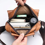 Bolsa masculina transversal Milano em couro legítimo, bolsa de couro legítimo masculina com design elegante, funcional e acabamento de alta qualidade