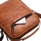 Bolsa masculina transversal Milano em couro legítimo, bolsa de couro legítimo masculina com design elegante, funcional e acabamento de alta qualidade