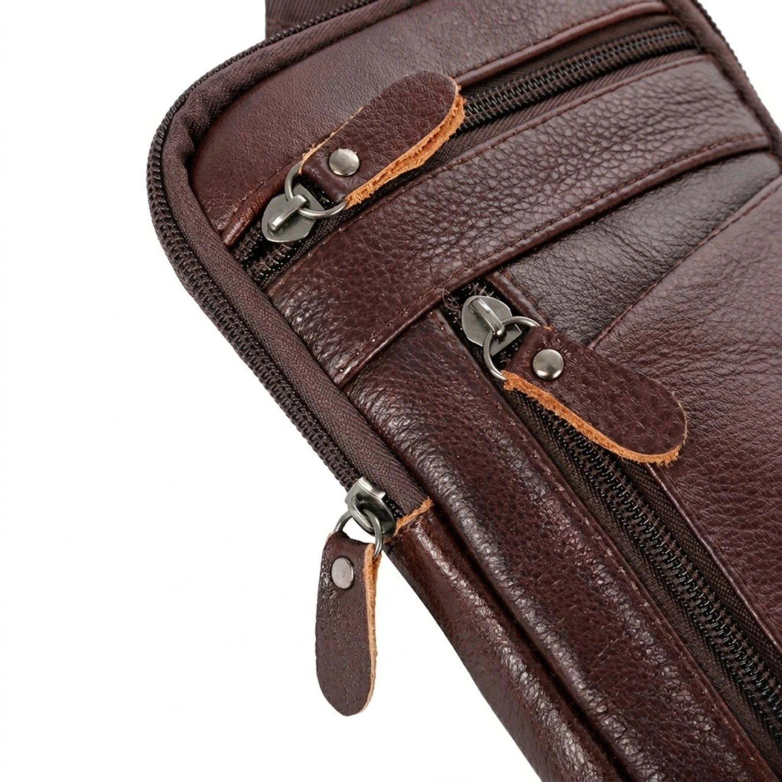 Bolsa de Couro Transversal Arms Urban confortável e funcional para o dia a dia.