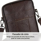Bolsa de couro masculina transversal com design elegante, acabamento premium e espaço para itens essenciais.