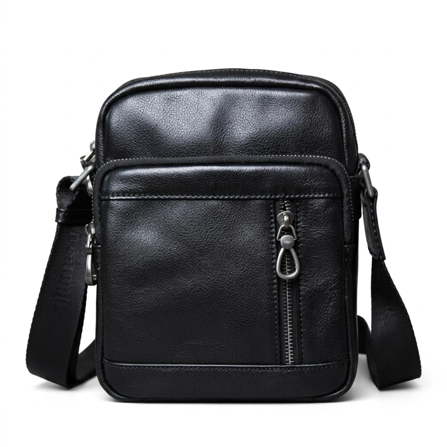 Bolsa de Couro Transversal Savalli masculina com design elegante e funcional.