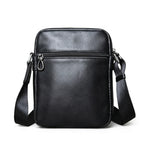 Bolsa de Couro Transversal Savalli masculina com design elegante e funcional.