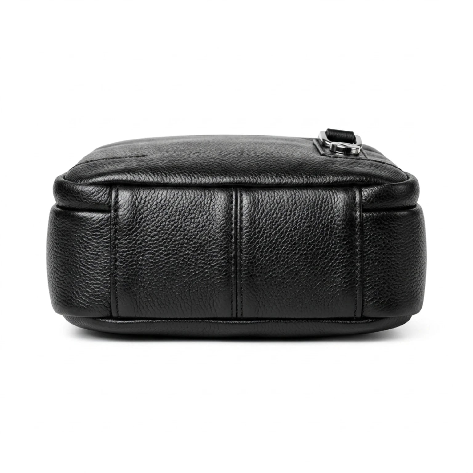 Bolsa de couro masculina Savalli moderna e confortável para o dia a dia.