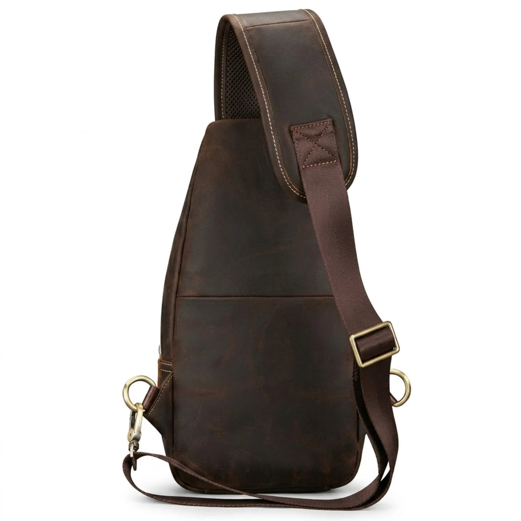 "Bolsa de Couro Transversal Vintage Renzo, bolsa masculina de couro transversal com acabamento premium, design vintage e estilo sofisticado."