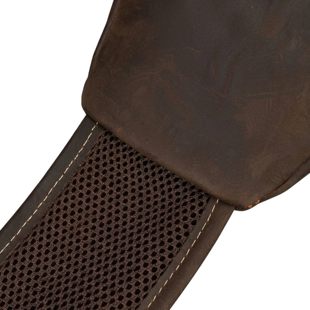 "Bolsa de Couro Transversal Vintage Renzo, bolsa masculina de couro transversal com acabamento premium, design vintage e estilo sofisticado."