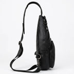 "Bolsa de Couro Transversal Vintage Renzo, bolsa masculina de couro transversal com acabamento premium, design vintage e estilo sofisticado."