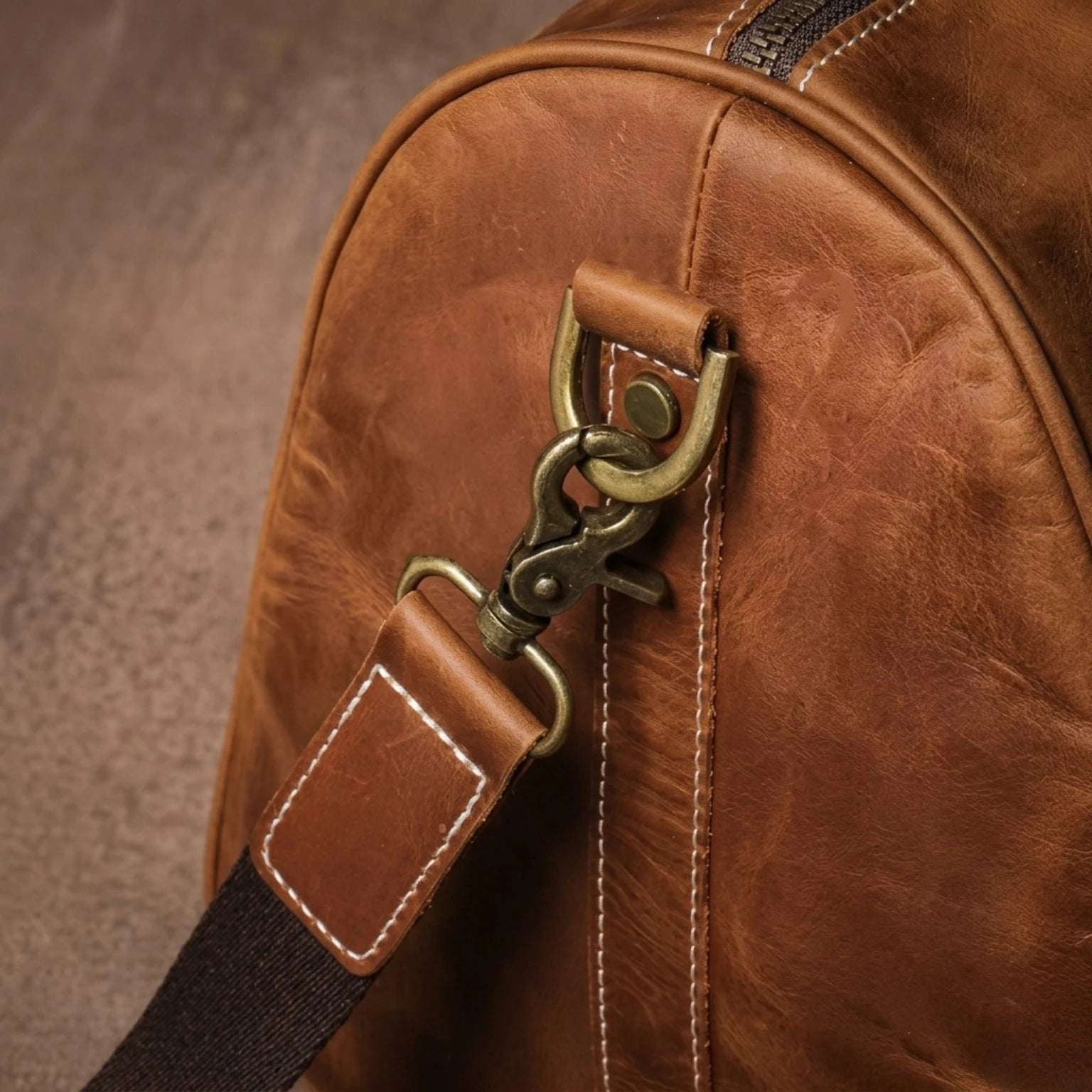 Bolsa de couro Milano Heritage perfeita para viajar com conforto e elegância.
