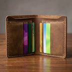 Carteira masculina pequena Vintage Slim Heritage em couro legítimo, design sofisticado, compacto e ideal para uso diário elegante