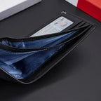 Carteira masculina pequena Executive em couro legítimo, modelo compacto, sofisticado e funcional com acabamento refinado