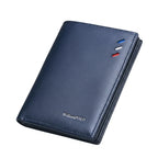 Carteira masculina de couro legítimo slim com design elegante, acabamento premium e espaço para cartões e documentos.