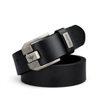 Cinto masculino de couro legítimo resistente, ideal para looks sociais e casuais.