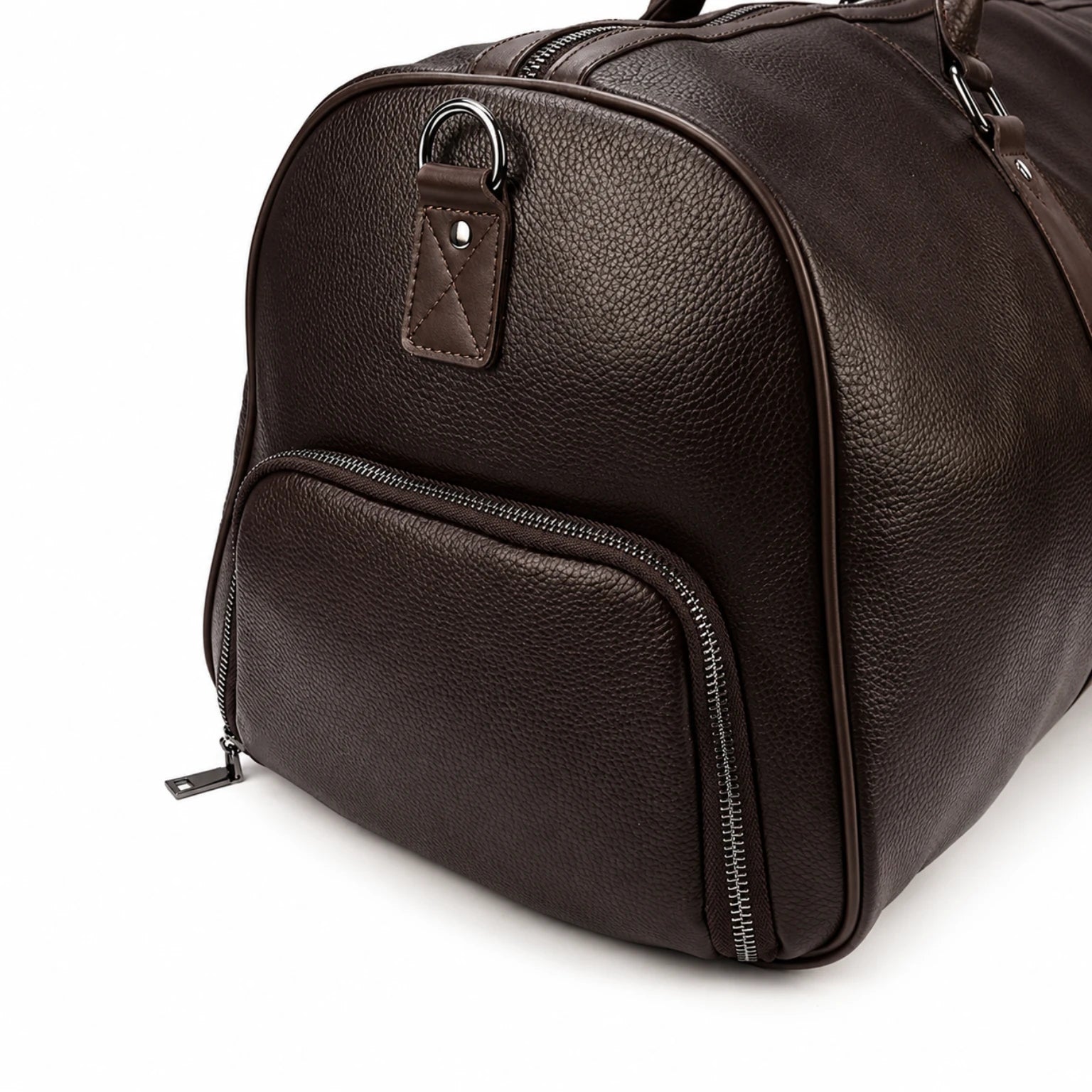 Mala de viagem grande em couro legítimo com amplo espaço interno e design elegante para viagens.