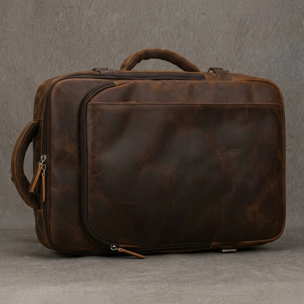 Mochila de Couro Executiva ORVENI Texas para notebook em couro legítimo, design sofisticado, alta durabilidade e excelente organização.