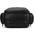 Mochila de couro masculina para notebook com design executivo, acabamento premium e amplo espaço para o dia a dia.