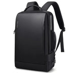 "Mochila de Couro para Notebook Rome Pro, mochila de couro masculina e executiva com compartimento para notebook, acabamento premium e design elegante."