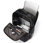 Mochila de Couro Executiva para Notebook com USB Prestige Black em couro legítimo, design sofisticado e amplo espaço para trabalho e viagens.