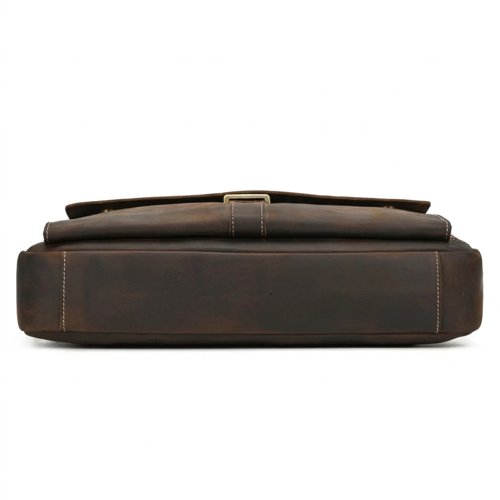 Pasta de couro Orveni Life Dominus perfeita para transportar notebook e documentos com segurança.