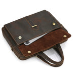 Pasta de couro Orveni Life Dominus perfeita para transportar notebook e documentos com segurança.