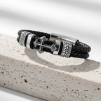 Pulseira masculina Life Cruz Roma em couro legítimo, design exclusivo com cruz e estilo sofisticado para uso diário
