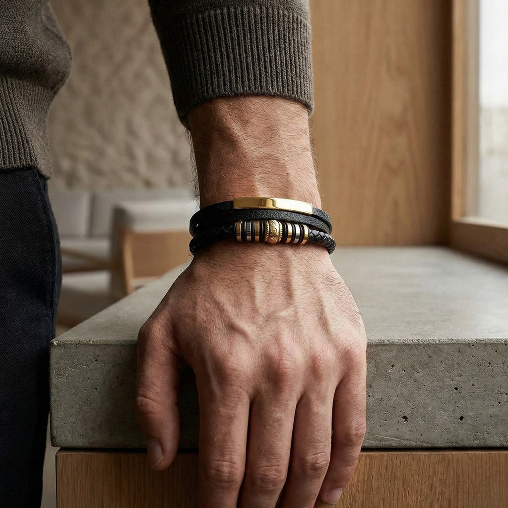 Pulseira de couro masculina Life Enzo, acessório em couro legítimo com visual moderno e acabamento refinado para o dia a dia