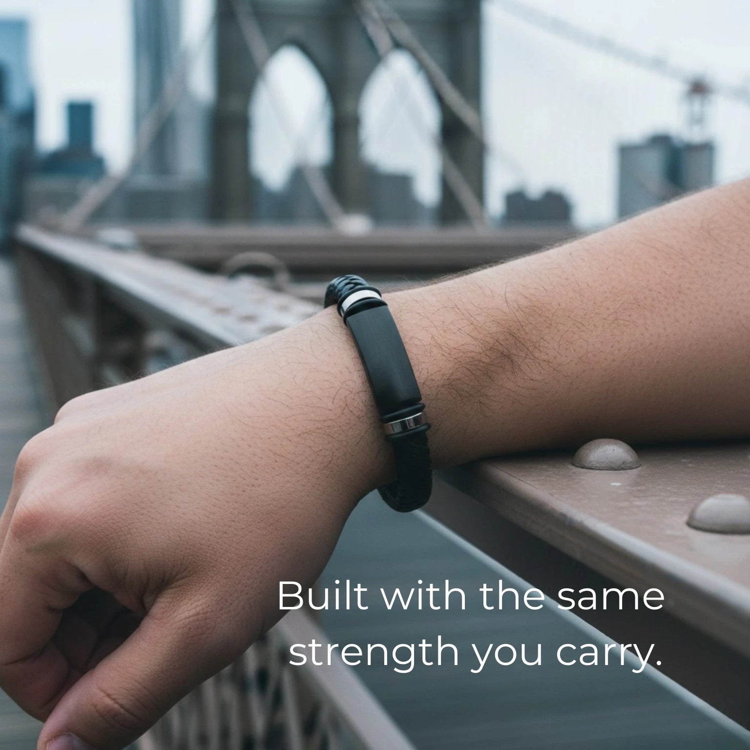 Pulseira masculina Life Silver em couro legítimo, design sofisticado e durável para uso diário com estilo premium