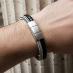 Pulseira de couro para ele com design exclusivo, alta durabilidade e visual sofisticado.
