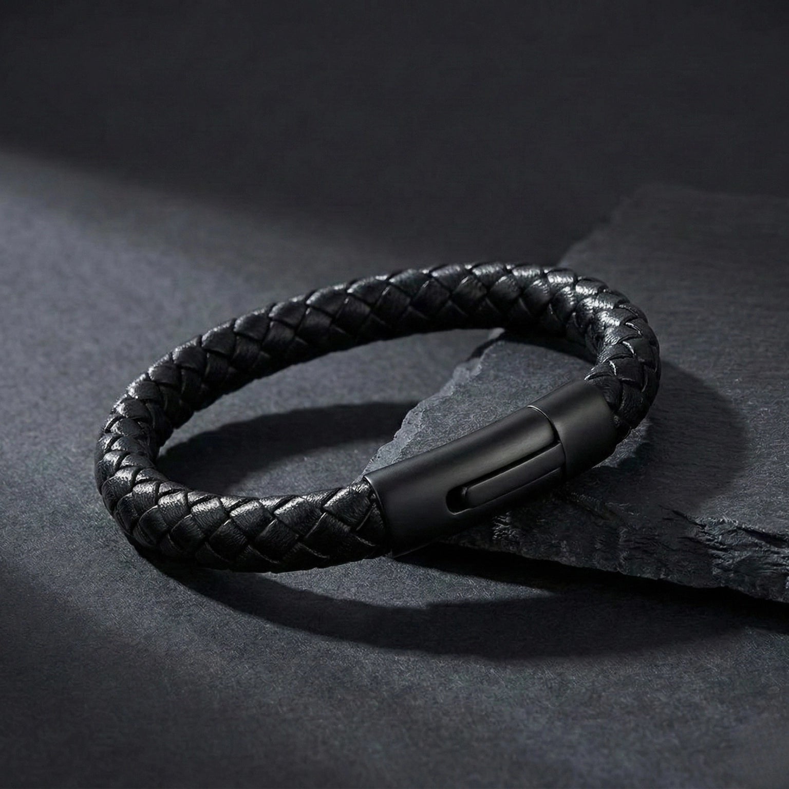 Pulseira masculina de couro Life em couro preto com aço, acessório em couro legítimo com acabamento de alta qualidade e visual elegante