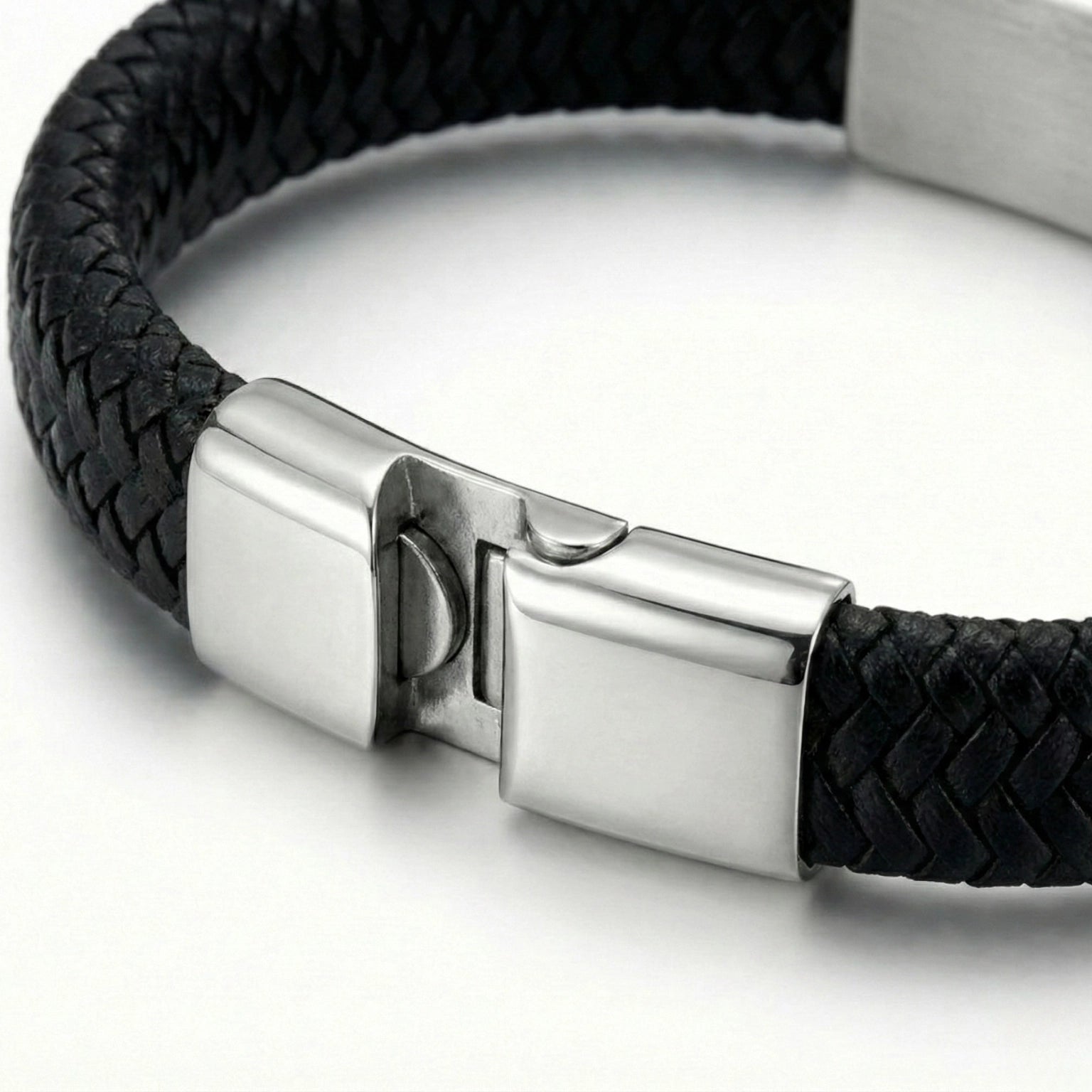 Pulseira masculina de couro Life Viking com aço inoxidável, acessório premium em couro legítimo com design marcante e visual elegante
